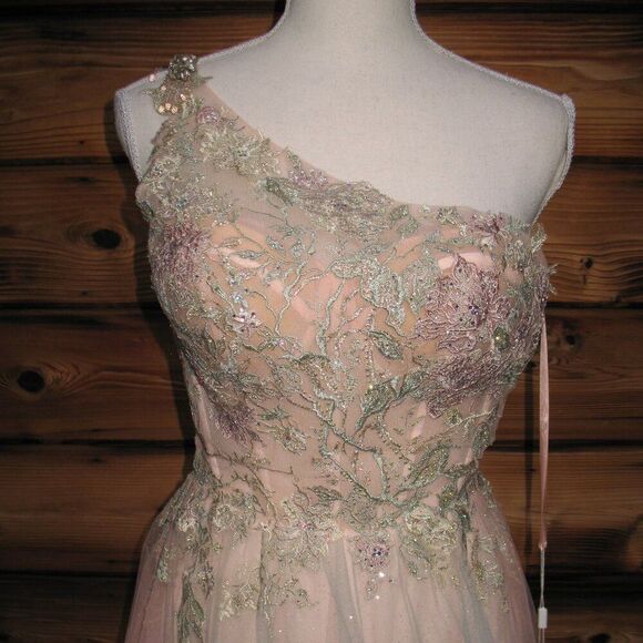 Mac Duggal Gown Dress - Picture 4 of 15